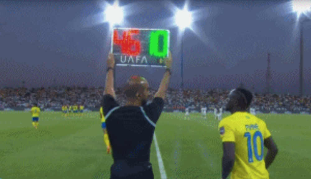  菲尔特主场遭遇黑色十分钟，连丢三球痛失好局