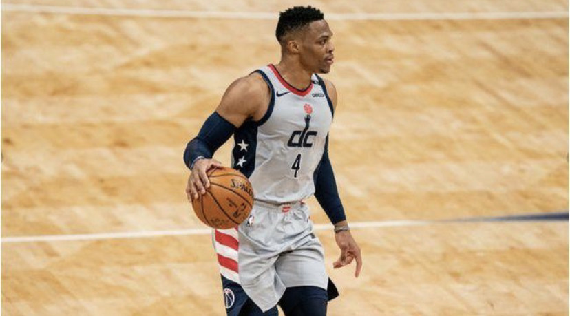  范弗里特三分救主，猛龙加时险胜老鹰保留悬念