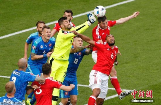  斯佩齐亚门将神勇发挥，屡次扑救保住球队宝贵一分  